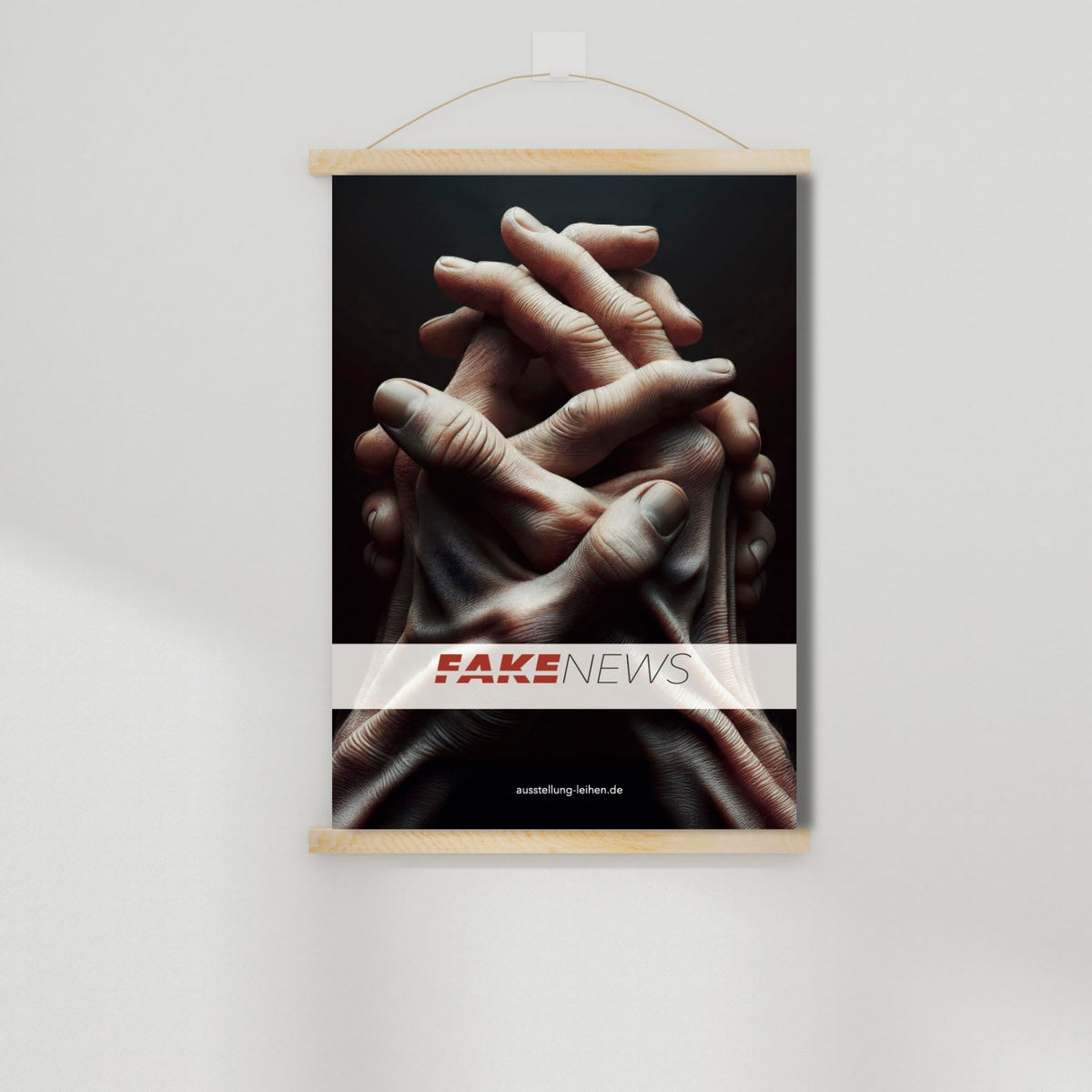 Titel-Plakat "Fake News"